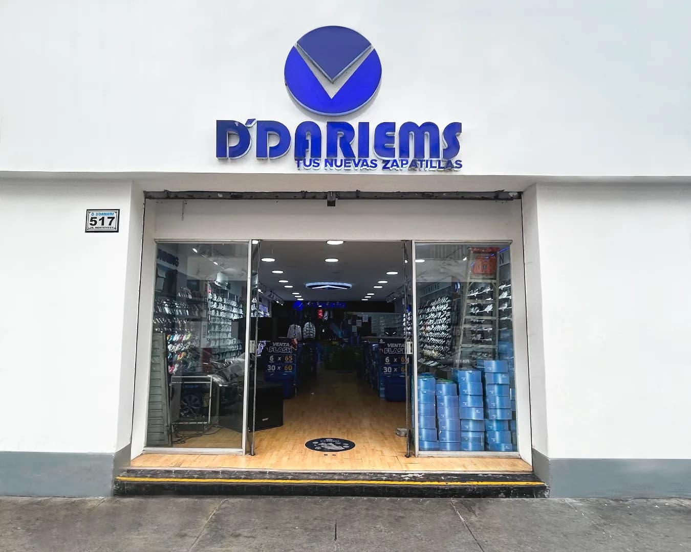 Tienda D'Dariems — Jr. Montevideo 517