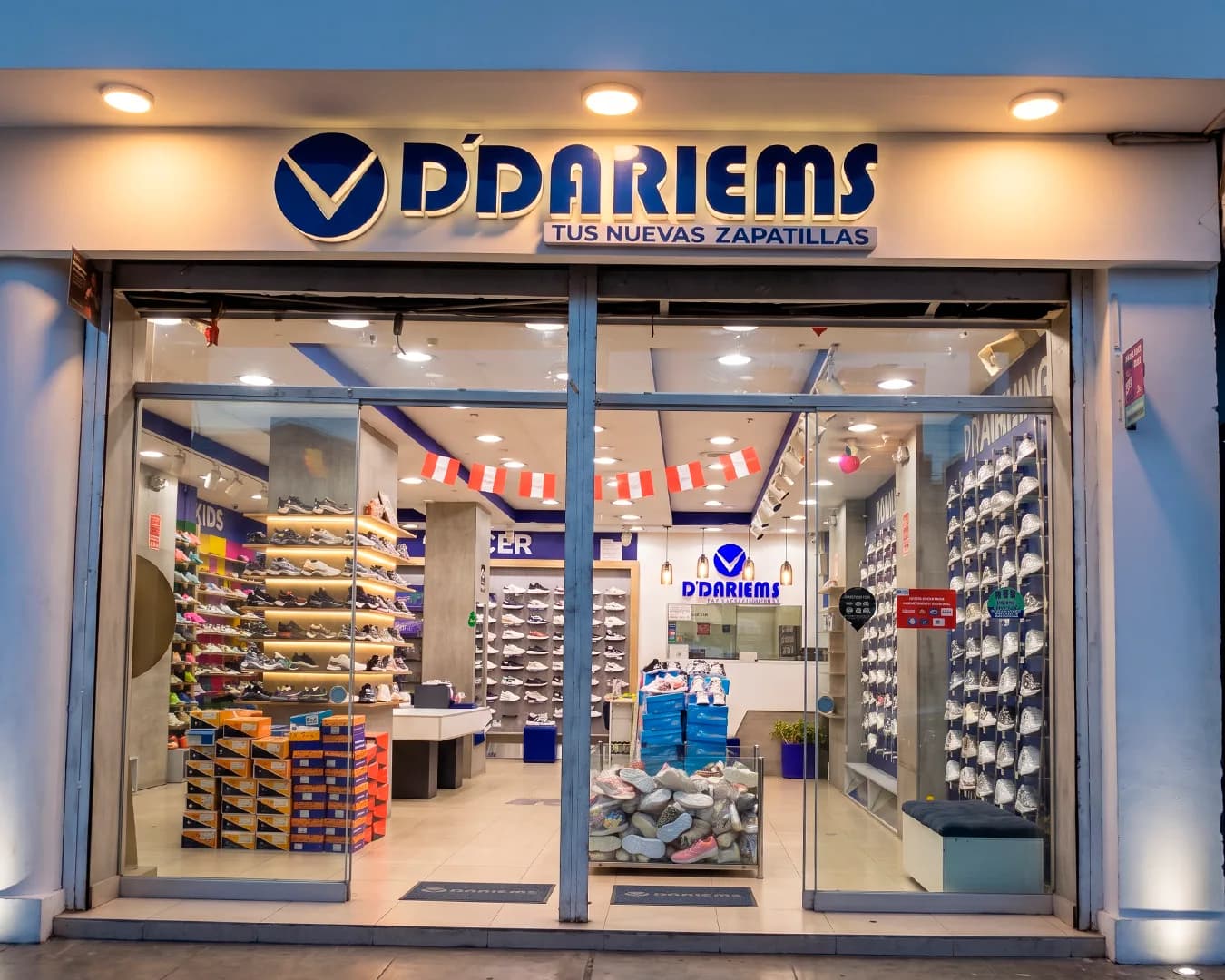 Tienda D'Dariems — Huancayo · Av. Ferrocarril 360